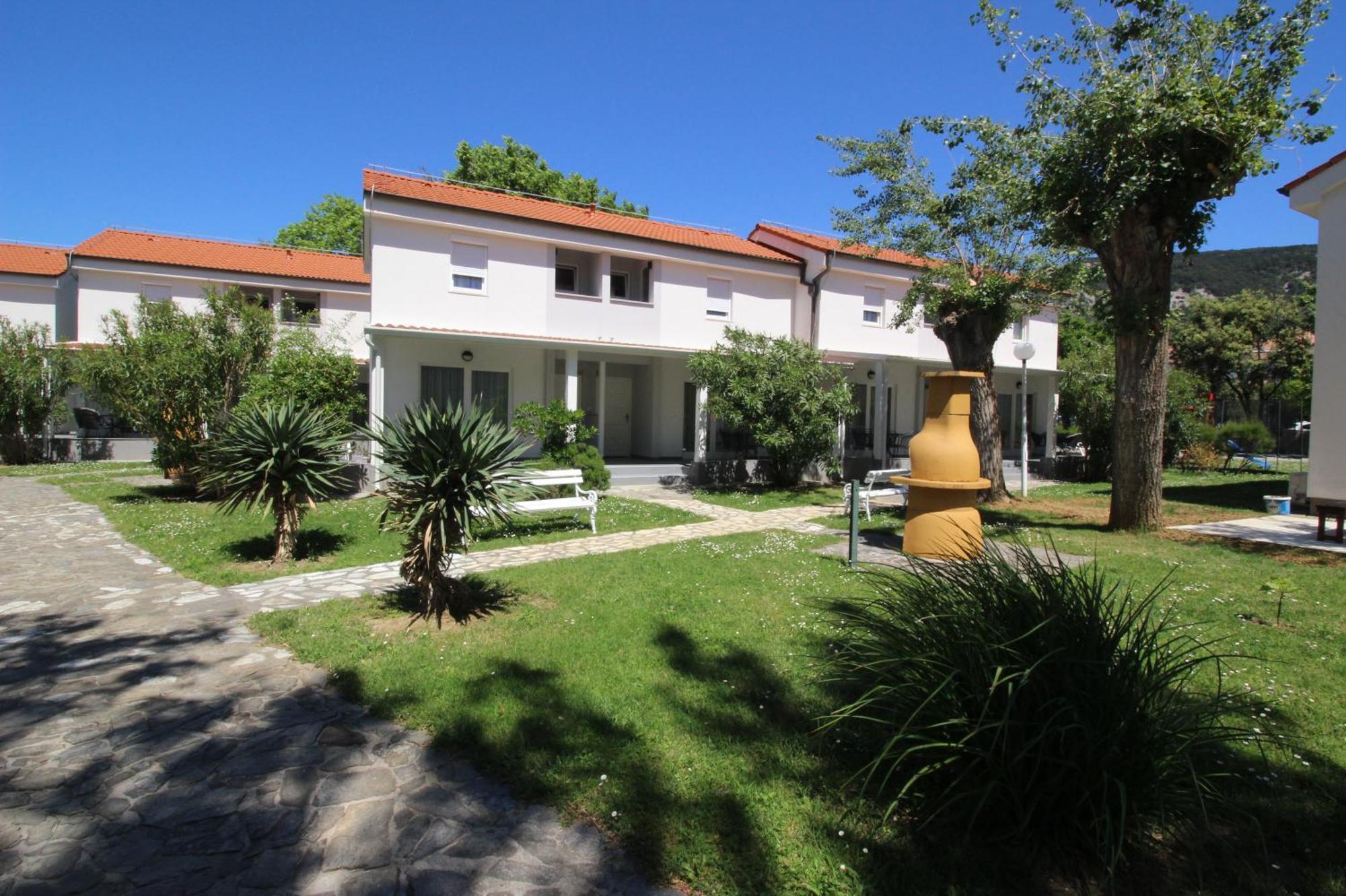 Villas Corinthia Башка Номер фото